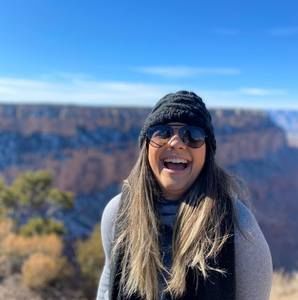 Meet your Posher, Leticia